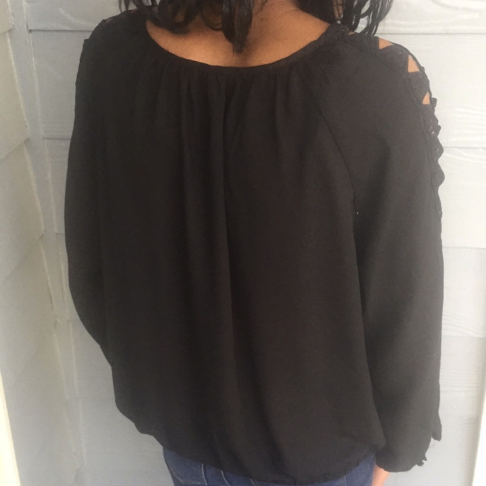 Nice Top!! - Picture 4 of 6